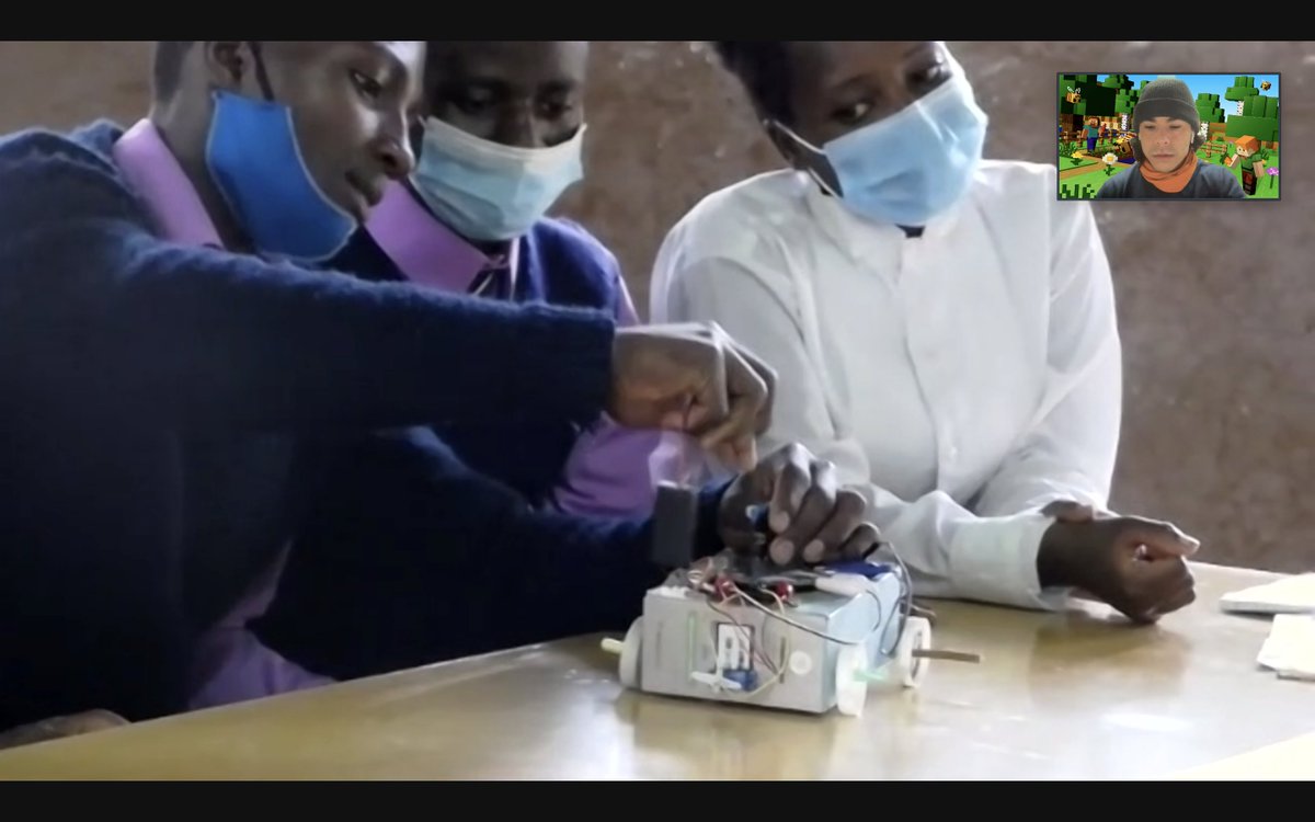 Sebasualto's tweet image. Early morning meeting with students in Kenya today. Using @InkSmith3D #ClimateAction kits, #Microbits and #DesignThinking students of Ntugi Secondary have developed ideas to address water scarcity in their community. Next they will seek feedback from experts to hone their idea!🚰