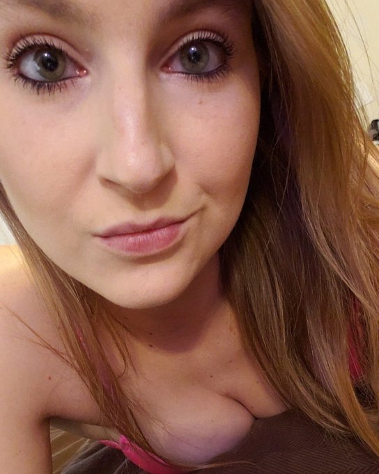 The only pink I wear can't be seen fully clothed 😉  RETWEET FOR A GIFT IN YOHR DMs #petite #onlyfans<a href="/tag/brunette"class="tags"><span>#brunette</span></a><a href="/tag/eyes"class="tags"><span>#eyes</span></a><a href="/tag/linkinbio"class="tags"><span>#linkinbio</span></a><a href="/tag/fetish"class="tags"><span>#fetish</span></a><a href="/tag/longhair"class="tags"><span>#longhair</span></a><a href="/tag/boobs"class="tags"><span>#boobs</span></a>