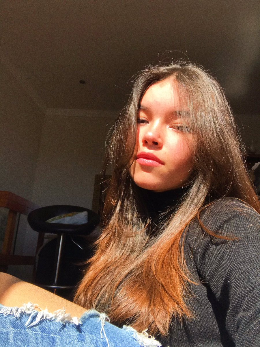 _mbiasspa's tweet photo. ☀️ kissed https://t.co/qkF4bUcTRD
