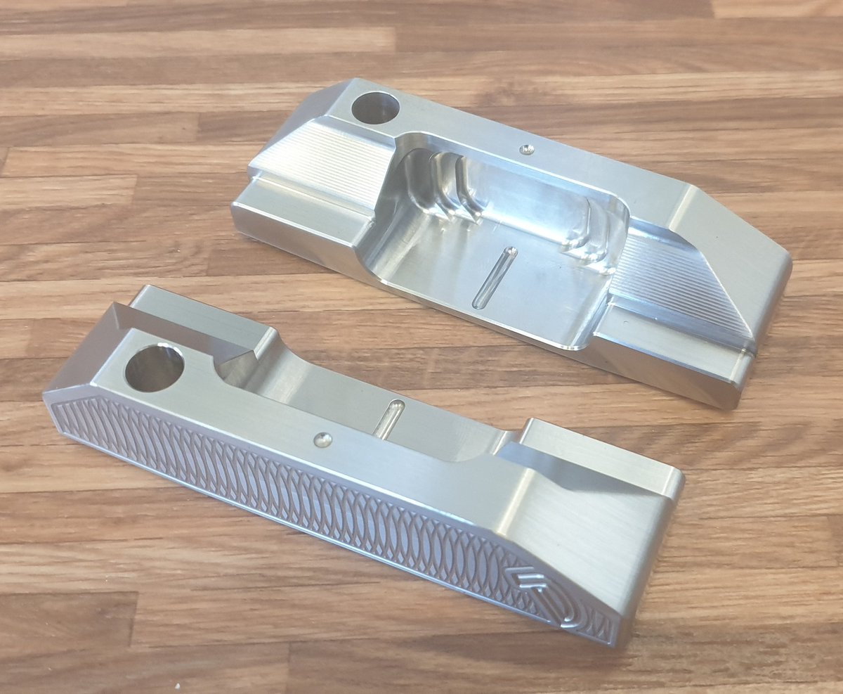 That's the machining finished! 
Left &amp; right hand
304 Stainless Steel
344g 
3° loft..

Trying to generate some interest so please give a RT if you'd like to 🙂