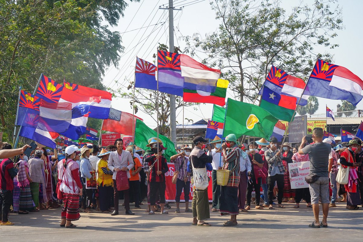 People in KNU Brigade 6 areas are protesting againts the dictatorship everyday. Their demands are as follows. (20-2-2021)

#RejectMilitaryCoup
 #EndDictatorship 
#Abolish2008Constitution #BuildFederalDemocraticUnion #FreeEveryoneUnjustlyDetained
#KNU
