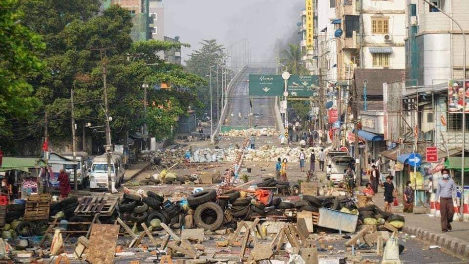 LattZon's tweet photo. Situation in Yangon is terrible now. 
It’s like a War Zone.Unarmed civilians
against well armed regular military TERRPRISTS !!! 
Death and casualties are increasing up.
BLOODTHIRSTY JUNTA
#WhatsHappeningInMyanmar
#Mar15Coup https://t.co/lf1Ub0ICzJ