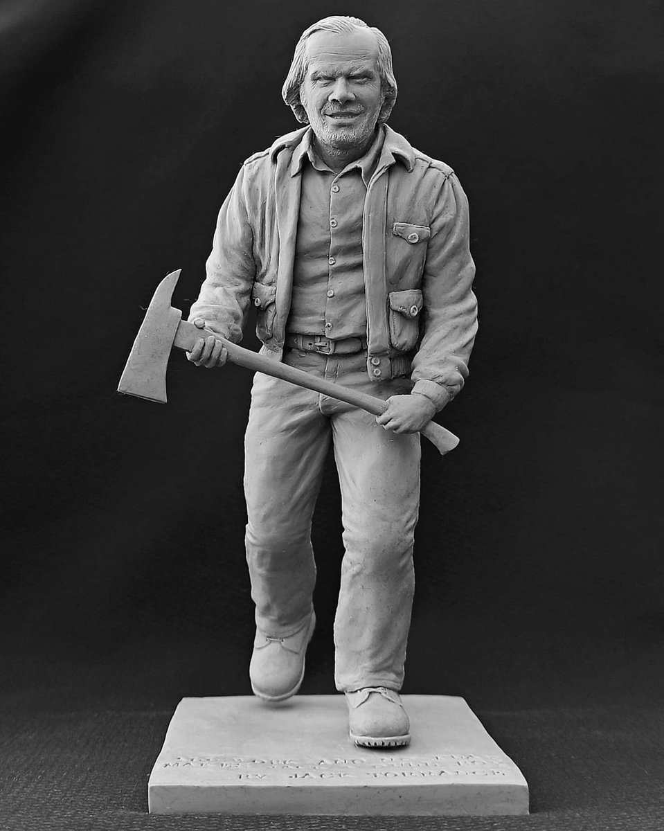 OsterDm's tweet photo. "All work and no play makes Jack a dull boy" o como se traduciría por estos lares: "No por mucho madrugar amanece más temprano". Figura de 18cm. Mejorando la técnica.

#scuplture #escultura #figura #madebyme #jacknicholson #jacktorrance #elresplandor #theshinning #supersculpey https://t.co/yZZ6EXu67N