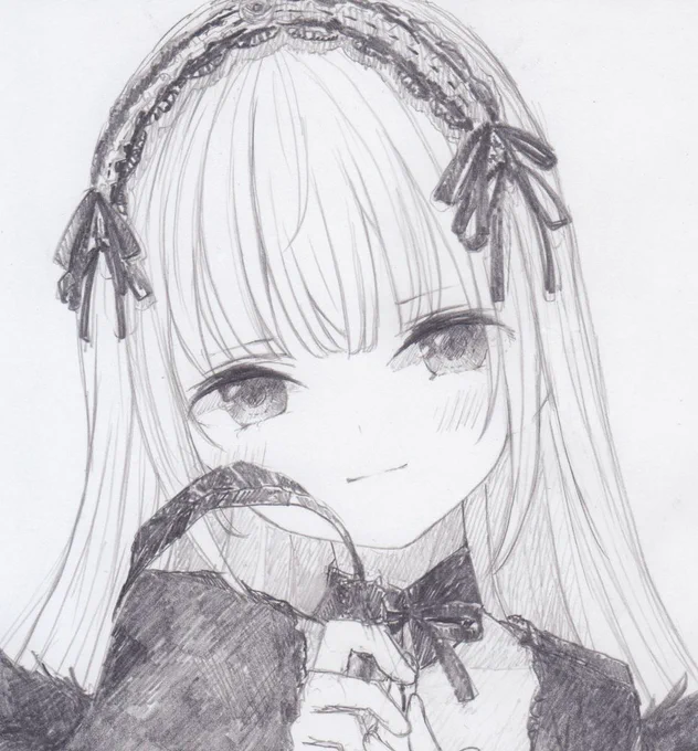 シャーペンで描きました。
ローゼンメイデンから水銀燈です 