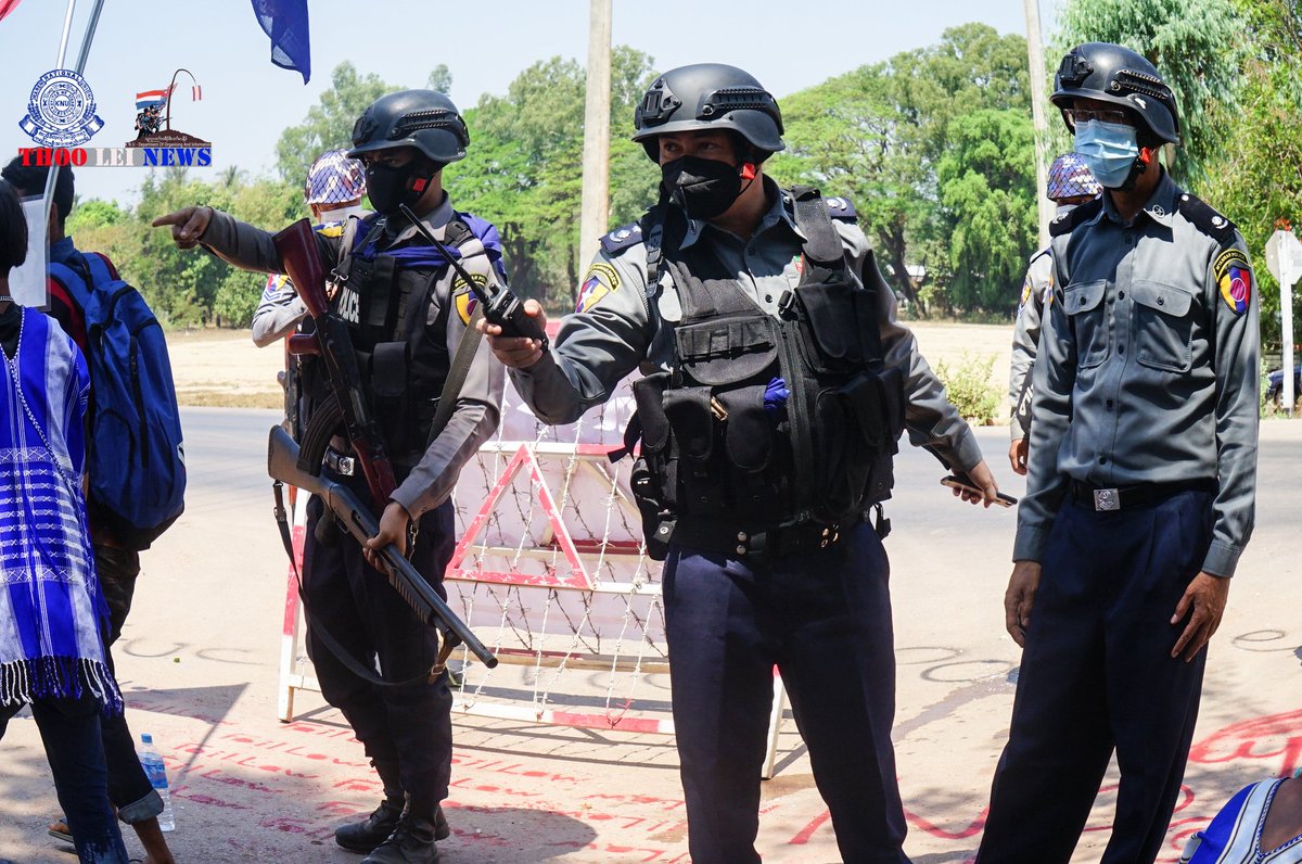 People in KNU Brigade 6 areas are protesting againts the dictatorship everyday. Their demands are as follows. (6-3-2021)

#RejectMilitaryCoup
 #EndDictatorship 
#Abolish2008Constitution #BuildFederalDemocraticUnion #FreeEveryoneUnjustlyDetained
#KNU