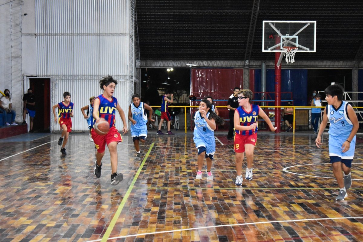 San Juan y Neuquén disfrutaron del regreso de sus formativas

Volvió la alegría a las canchas en ambas provincias con el arranque de las inferiores, que reiniciaron su actividad luego de un año.

📝 bit.ly/38HYwof
