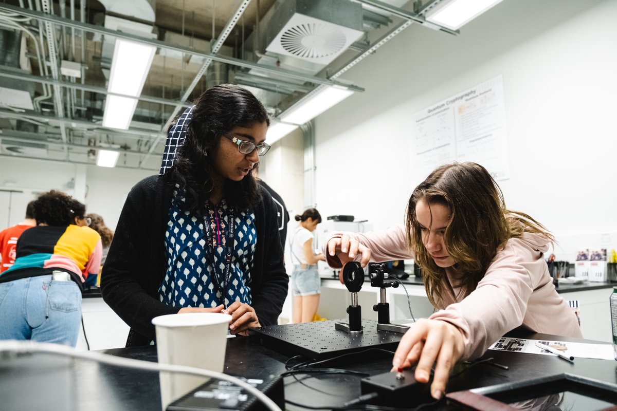 QuantumIQC's tweet photo. The thrill of discovery and the courage to ask big questions: they're what drive IQC and the #quantum research that happens here. If you share that drive, #QCSYS is the program for you. https://t.co/szHOgtZwNu https://t.co/LaFV8GKQfg