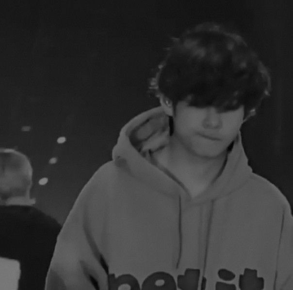 Hy

Gw Vano
Newbie 
Mutualan?rt/like 
Fmbst?dm sjh 

#roleplayerindonesia #roleplayer #rptwt