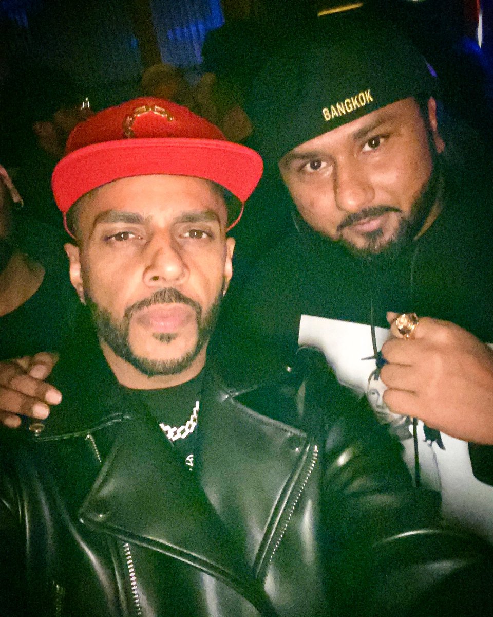 Birthday Blessings to my little bro @asliyoyo god bless you with more life & success bhai Good to see you dropping hits back to back again 👊🏾 #Rockstar