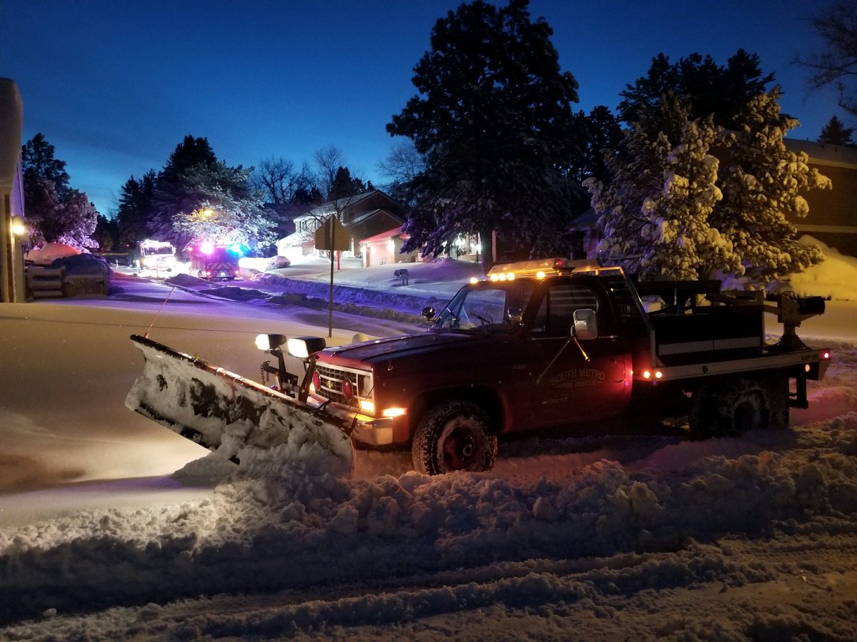 SouthMetroPIO's tweet photo. This was a scene that played out dozens of times overnight. SMFR staffed extra units that plowed the way for Medics and Engines, allowing them safe access to otherwise inaccessible streets. There was also a lot of hand shoveling to get sick or injured people into the Medic units. https://t.co/ZNngXhQZVM
