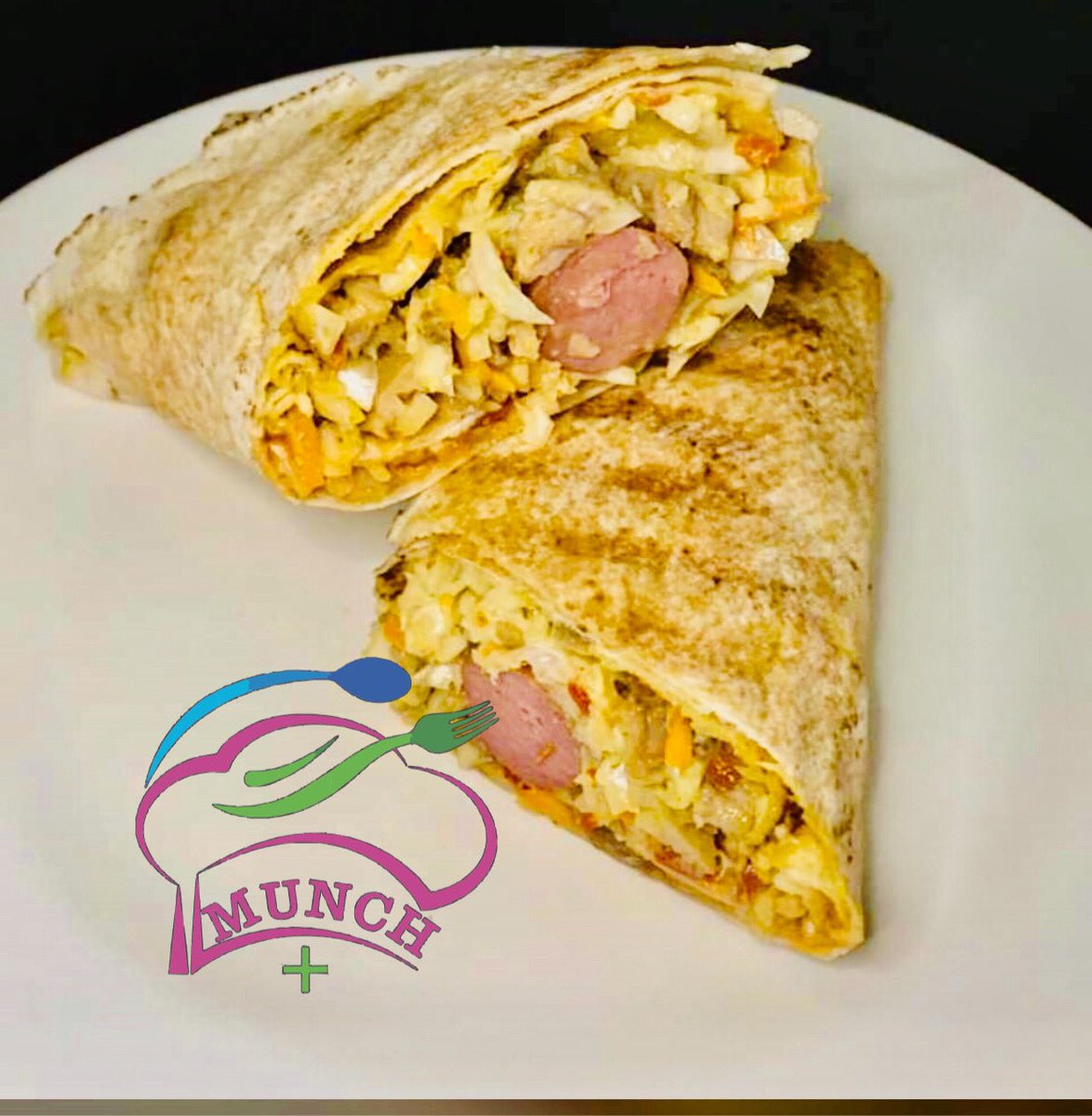 Burger 1000.                                               Shawarma 1000.                                          Chicken kebab 500.                                    Samosa pack 1000 dm or call 08032657265 to order                              Location: kaduna,pls retweet🙏🏼