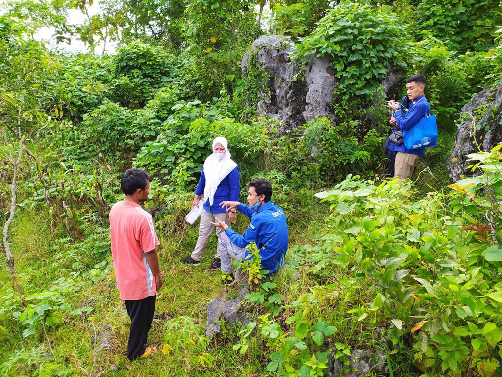 InfoHumasBMKG's tweet photo. Selain itu, lokasinya juga harus jauh dari keramaian untuk mengurangi gangguan getaran dari aktivitas manusia dan kendaraan. https://t.co/HJWBGwjuqs