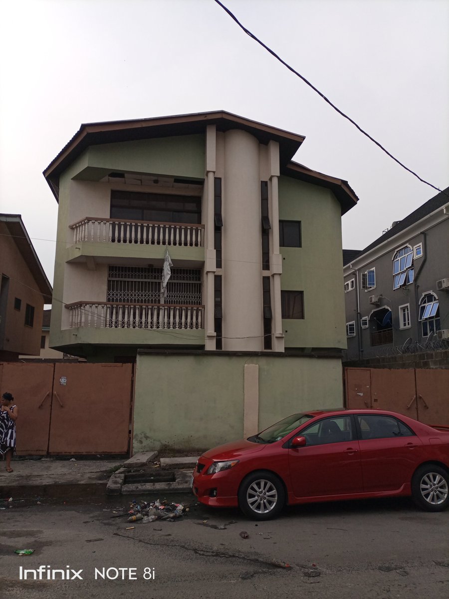 kaionkel's tweet photo. FOR SALE
Property: A 2 storey building with open floors

Location: Hughes Street, off Alagomeji, Yaba, Lagos.

Title: Consent

Price: N250m

Contact: 08064354646 https://t.co/D9u0DgHo2i