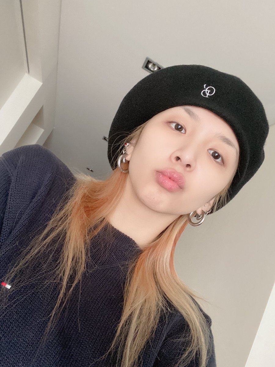 #JIWOO #전지우 #KARD
#카드 <a href="/KARD_Official/">KARD (카드)</a>