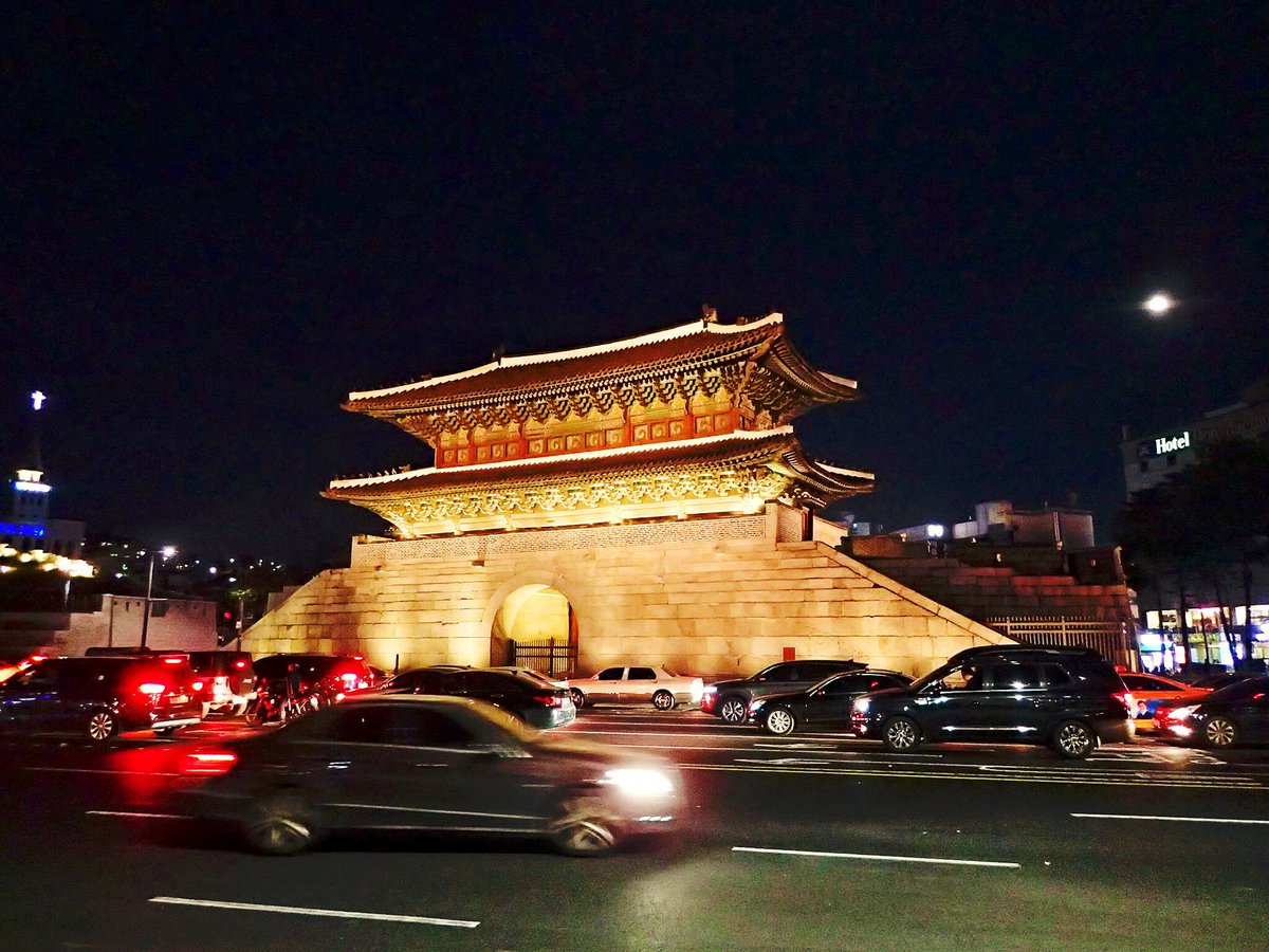 モハネ ゴーパッサン 韓国語勉強してよかったこと 화장실에 가고 싶어 は現地で非常に非常に役に立ちました 苦笑 화장실 東大門 동대문 東大門デザインプラザ 동대문디자인플라자