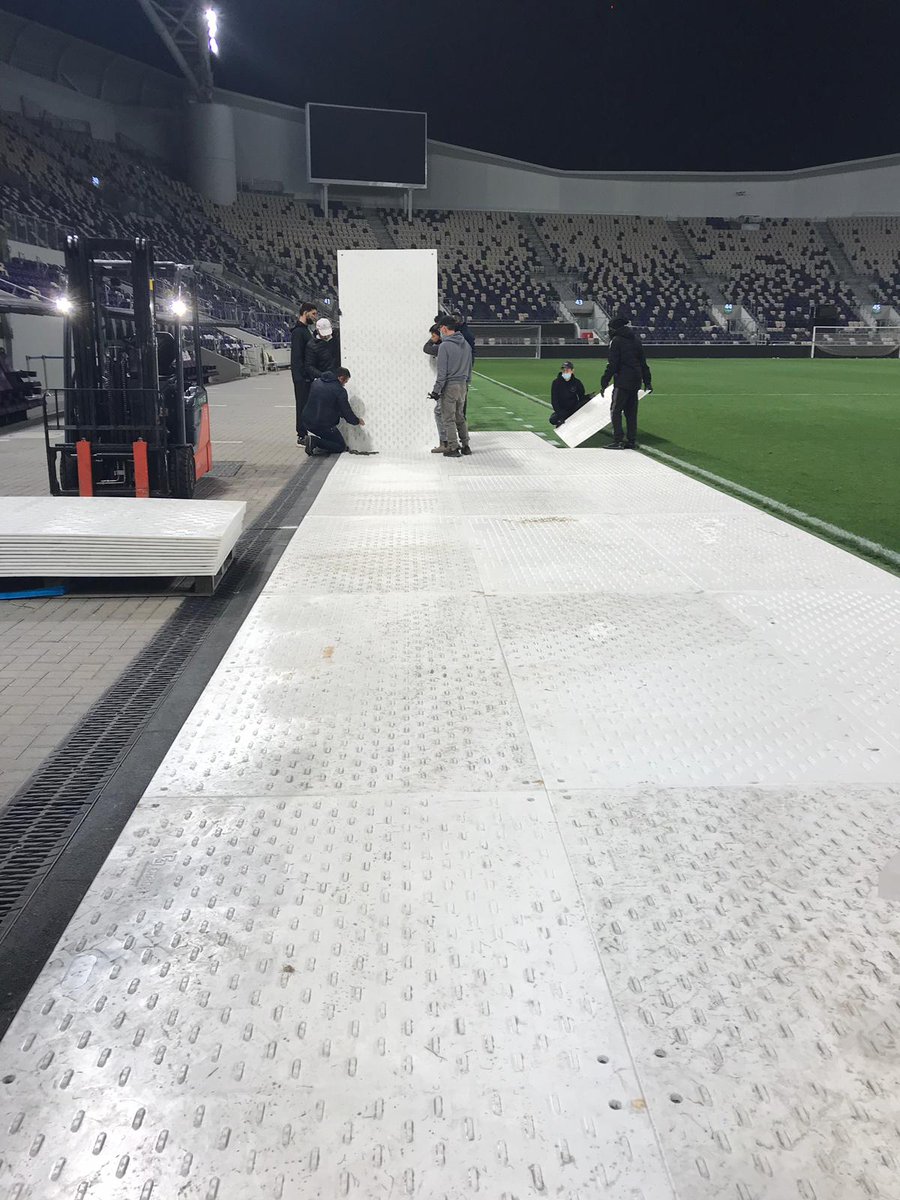 EverBlock's tweet photo. #EverRoad Access Mats are used to build temporary roadways for vehicle access over grass, mud, gravel, sand & more. #accessmatting #accessmats #groundprotection #groundprotectionmats #lawnprotection #beachaccess #stadiumfloor #stadiumturfprotection #militarytentfloor https://t.co/U7LU4zEg1L