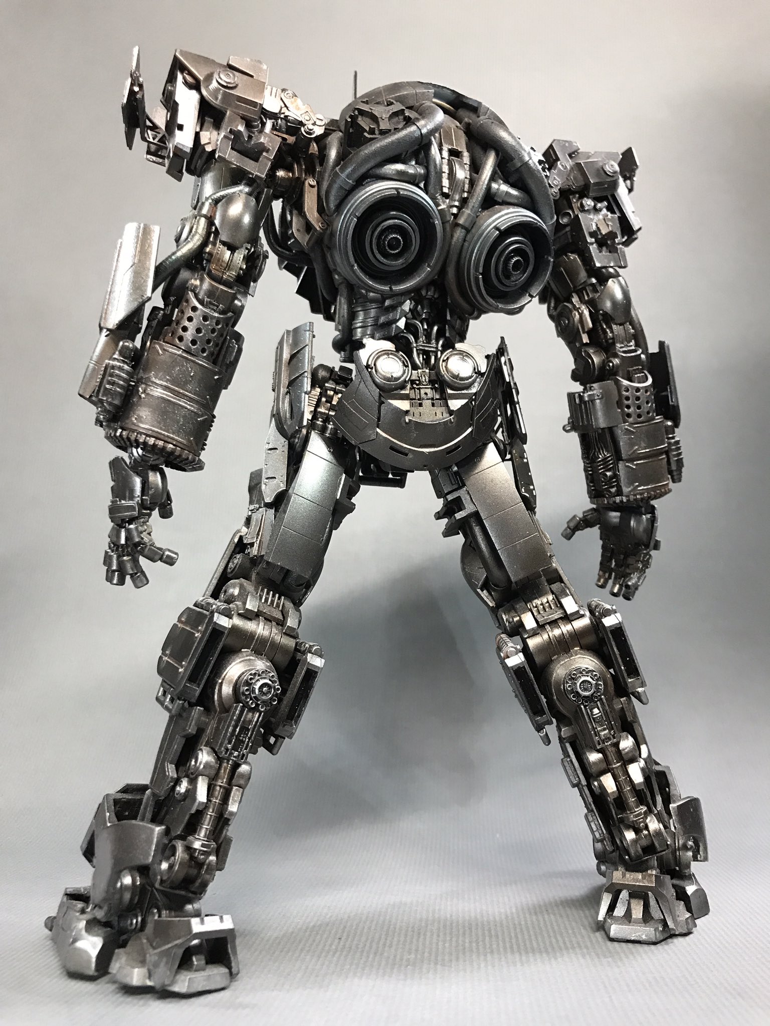 五島純 映画 スーパーヒーロー大戦gp に登場する仮面ライダー型の巨大ロボット兵器 ライダーロボ のホビージャパン連載s I C ヒーローサーガ作例版です ショッカー首領の魂が憑依した巨大電子頭脳が仮面ライダー3号を吸収 制御する事で誕生した巨大