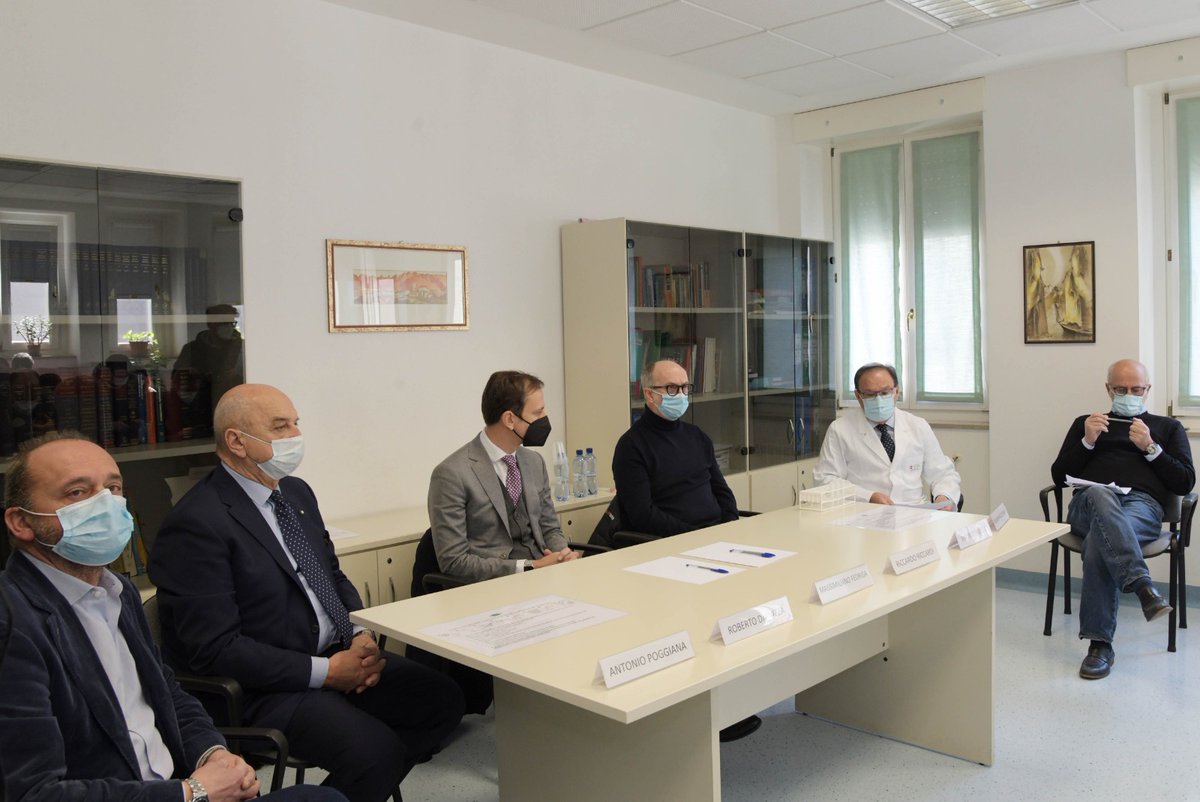 regioneFVGit's tweet photo. "Il nuovo test molecolare per Sars-Cov-2 su saliva, validato da @AsugiFVG, è soluzione affidabile, innovativa e non invasiva". Così @M_Fedriga e @Riccardi_FVG. Si parte da una prima dotazione di 90mila kit. 
👉 https://t.co/jEBo29LuBY https://t.co/bIU2fhyLGJ