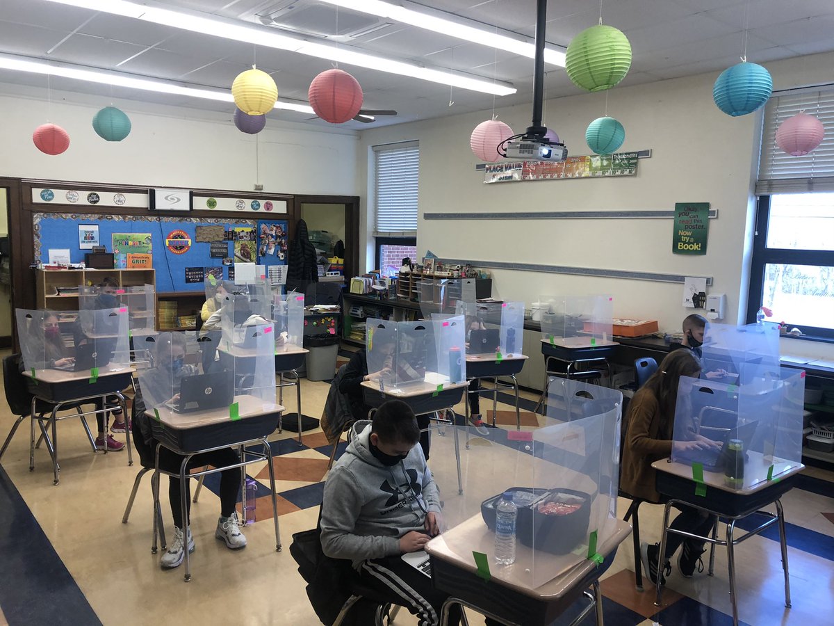 Our first #peardeck since returning with all of the students!  <a href="/JoeWalkerES/">Joe Walker ES</a>