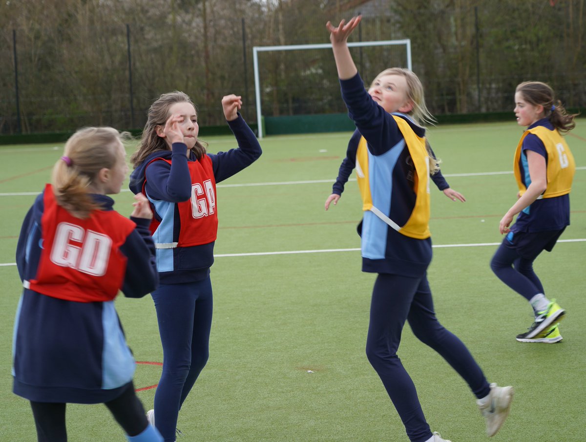 CHSPEDept's tweet photo. Aim, Set, Shoot! Our Seniors are so enjoying being back on the astro turf, practicing Netball in the fresh air. What better way to kick off a new week! #PE #Netball https://t.co/d0I3AEavDD