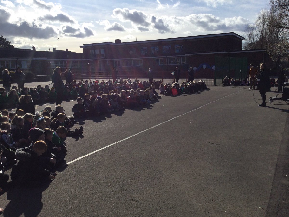 CaldiPrimary's tweet image. We are joining together for an outdoor celebration assembly this afternoon.
#discoveringwhatispossible #NewNormal 
@AETAcademies @MbroCouncil @L_Costello65