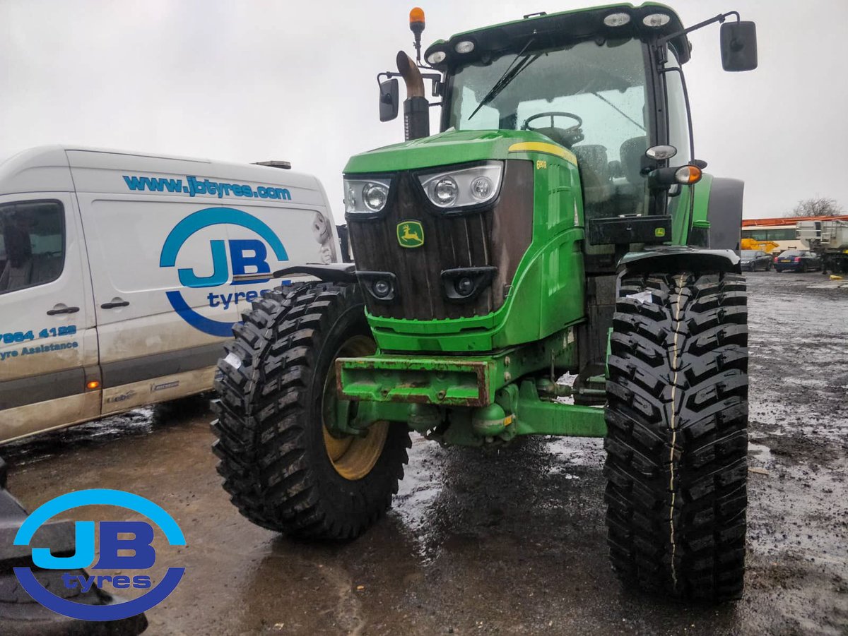 Another set of #michelin #roadbibs fitted this time in the new 650/65 R42 &amp; 540/65 R30 size recently released 

#jbtyres #michelin #excelagridealer #farming #newboots #tyresolutions #cashbackoffer #agri #agriculture #springwork #roadwork #comfort