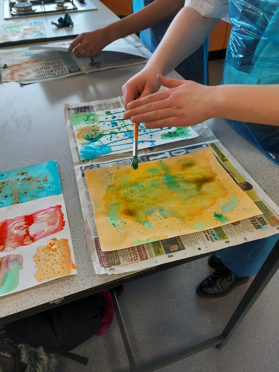 Miss_Defoe1884's tweet photo. Reflecting on my GCSE Textiles lessons it dawned on me that I had assumed students knew how to create sketchbook backgrounds by showing them examples. I hadn't actually shown them how to make them! What a fun lesson - super pleased with their experimentation and creativity today! https://t.co/Nfs18551EU