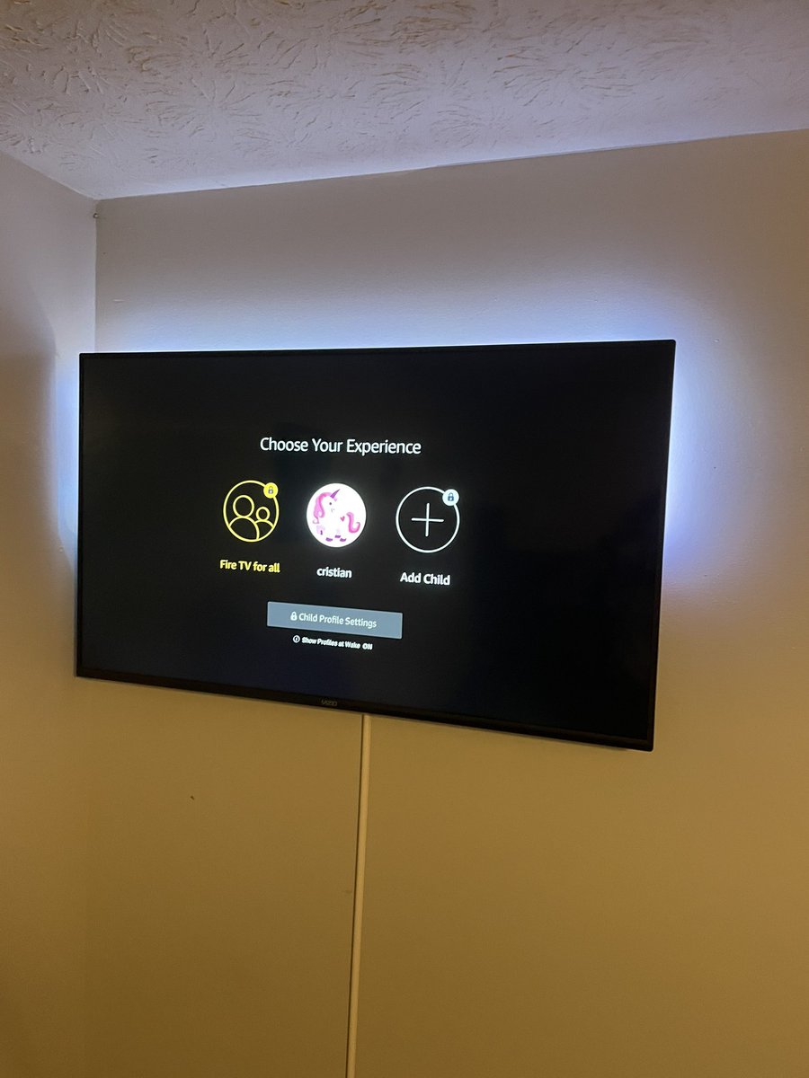 Installed a 50” with LED lights and mount included with pricing• Riverdale, GA📍
•
•
#atlantatvmounting #tvmounting #furnitureassembly #handyman #atlanta #riverdalega #clarkatlantauniversity #alabama #mobile #assembly #UWG