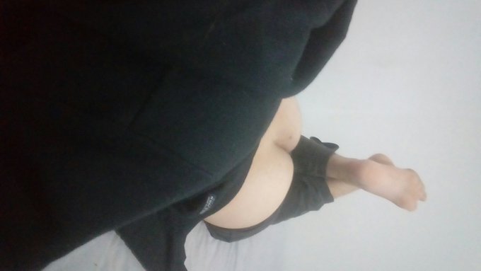 1 pic. "And let there be lewd", i said to god

And god said: "Damn..."

#horny #ass #gay #sub #boypussy