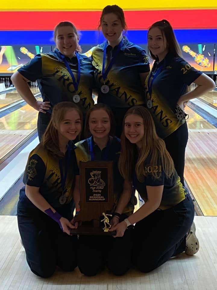 trojantribunehs's tweet photo. Great job to the bowling team this weekend at regionals. Boys placed 1st overall. Good luck at Semi-State!🎳 https://t.co/tpdKUjRAZz