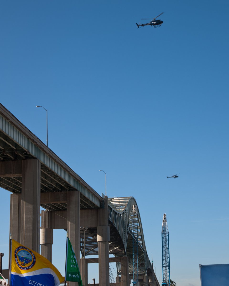 Our second Top Bridge Project Moment was the Groundbreaking Event on January 8, 2013. One of the highlights of the event was two helicopters that hovered at 500 feet to mark the height of the future towers. Read more: bit.ly/3ldEGWQ