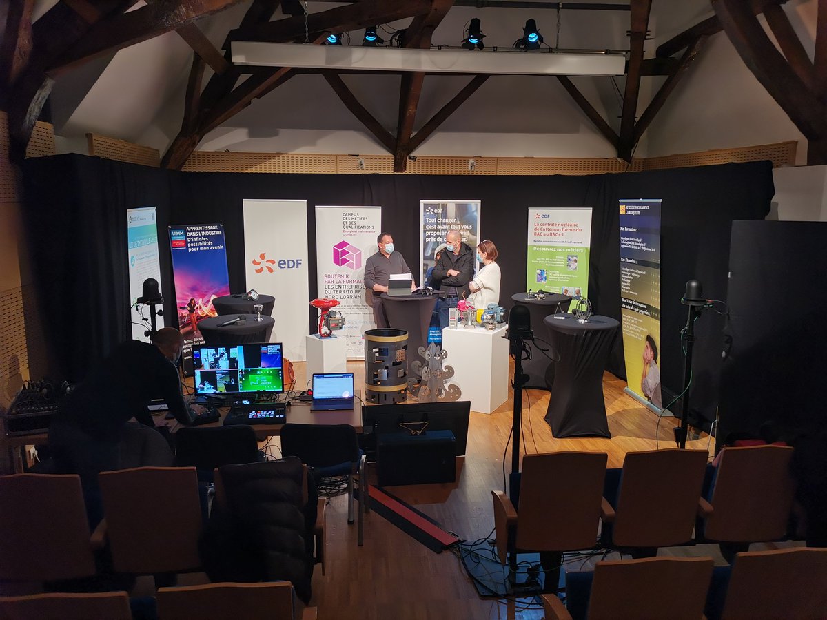 XavierGraf's tweet photo. Le Live Campus Industrie s'installe pour 2 jours à Cattenom
@EDF_GrandEst  et la centrale de #Cattenom participent à cette 1ère édition complètement Innovante organisée par @CMQEMGE  ! 🧑‍🎓

connectez-vous. Toutes les infos sont ici👉 https://t.co/kGsr64Aw2Z https://t.co/XfKVvAxDYZ https://t.co/Vp1upMhmZT
