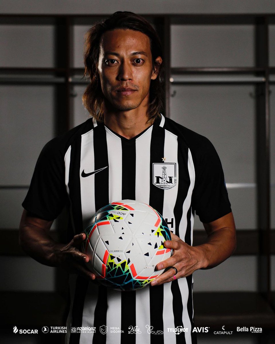 ★激レア！★本田圭佑　サッカー　ユニフォーム　ネフチバクー　アゼルバイジャン 本田圭佑の新天地、ネフチの最新ユニフォーム！またしても「白黒