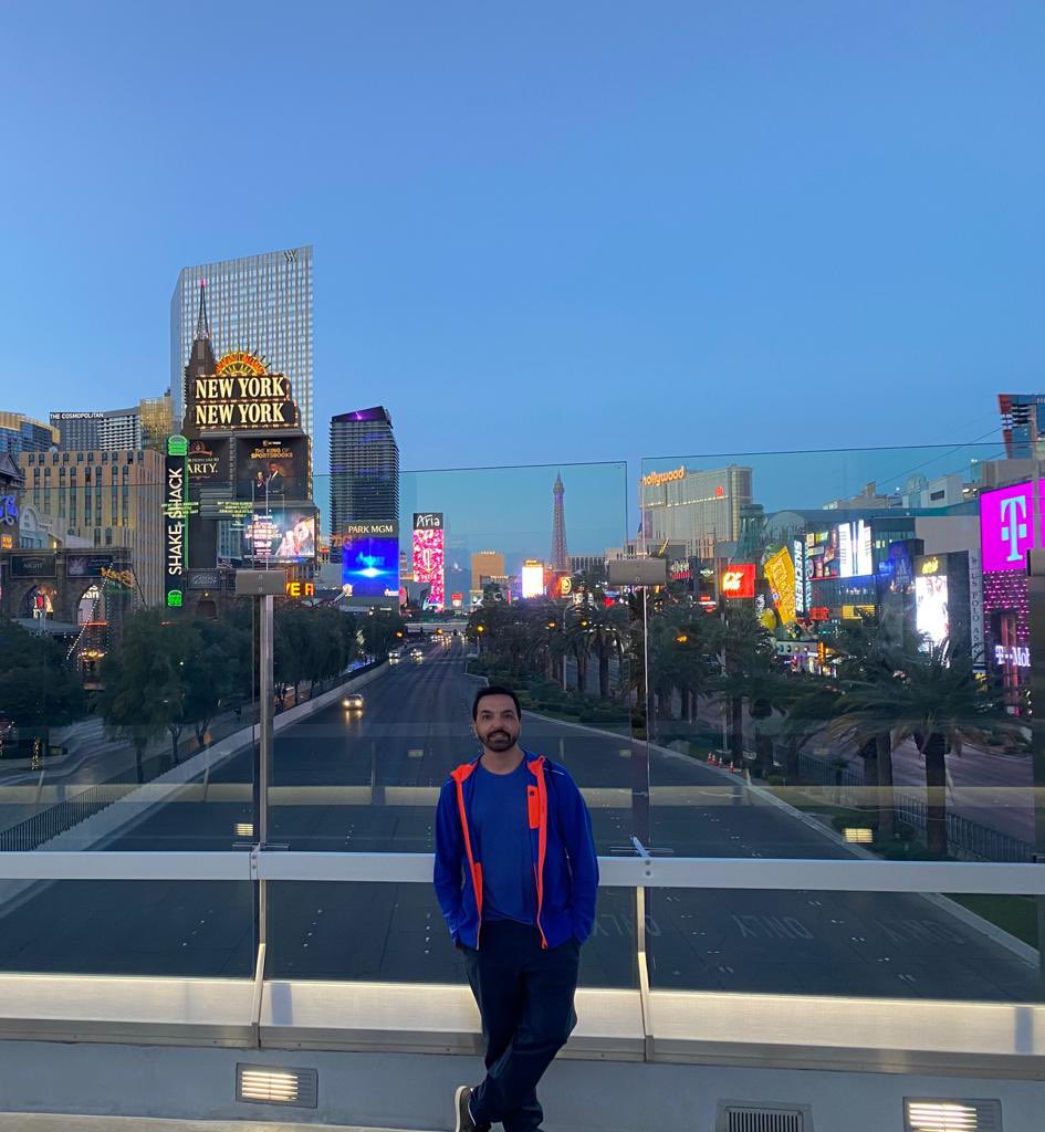 Sur le strip de #lasvegas 🌆 😄