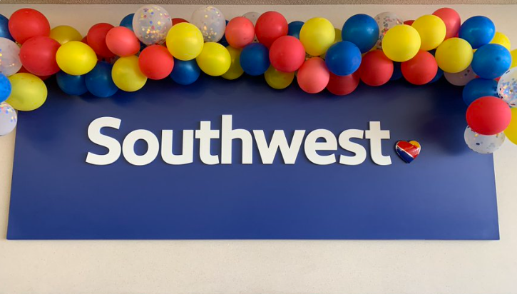 OriginUtility's tweet photo. #ICYMI @COSAirport welcomed Southwest Airlines today, proving #ColoradoSprings is booming with #growth in 2021, which @CSUtilities will have no problem providing #utilities for!
#ColoradoSmallAirport #originutility #mondaymotivations
https://t.co/TspntbY3kH https://t.co/F3e9HZMXBK