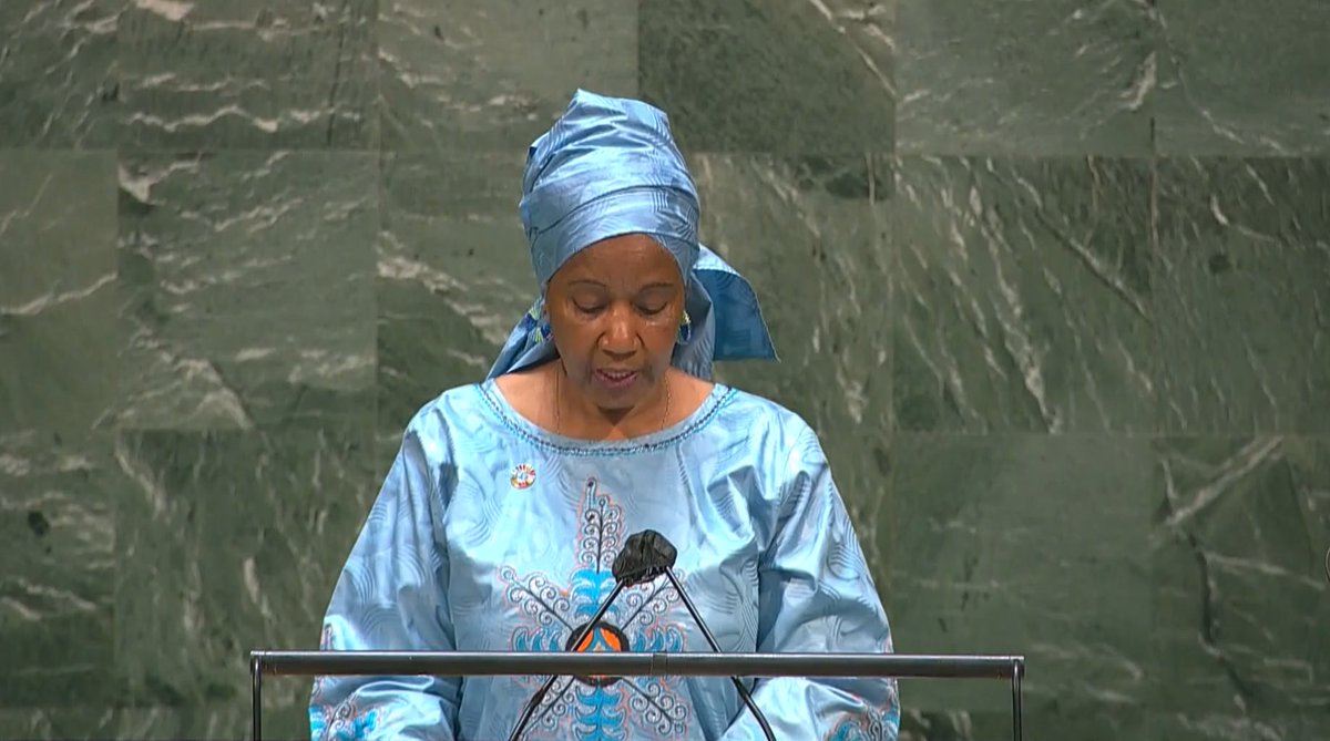 iKNOW_Politics's tweet photo. Political will is crucial in achieving full &amp; equal political participation. Leaders can set targets for #parity in all spheres of public life. Representation of #womeninpolitics is the only way to #buildbackbetter, assures @UN_Women's Chief @phumzileunwomen. 
#CSW65 @UN_CSW https://t.co/9bZL01ooX6
