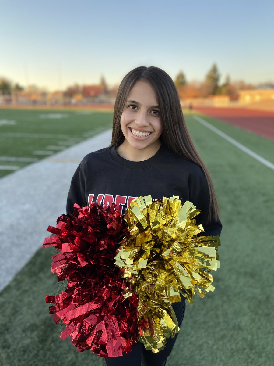Meet the Varsity team! 🦁
Lysi Soto❤️
Sophomore 💛
Base/ Tumbler 💪🏼💫
Fun Fact: “My dream is to become an ultrasound technician.” 🏥