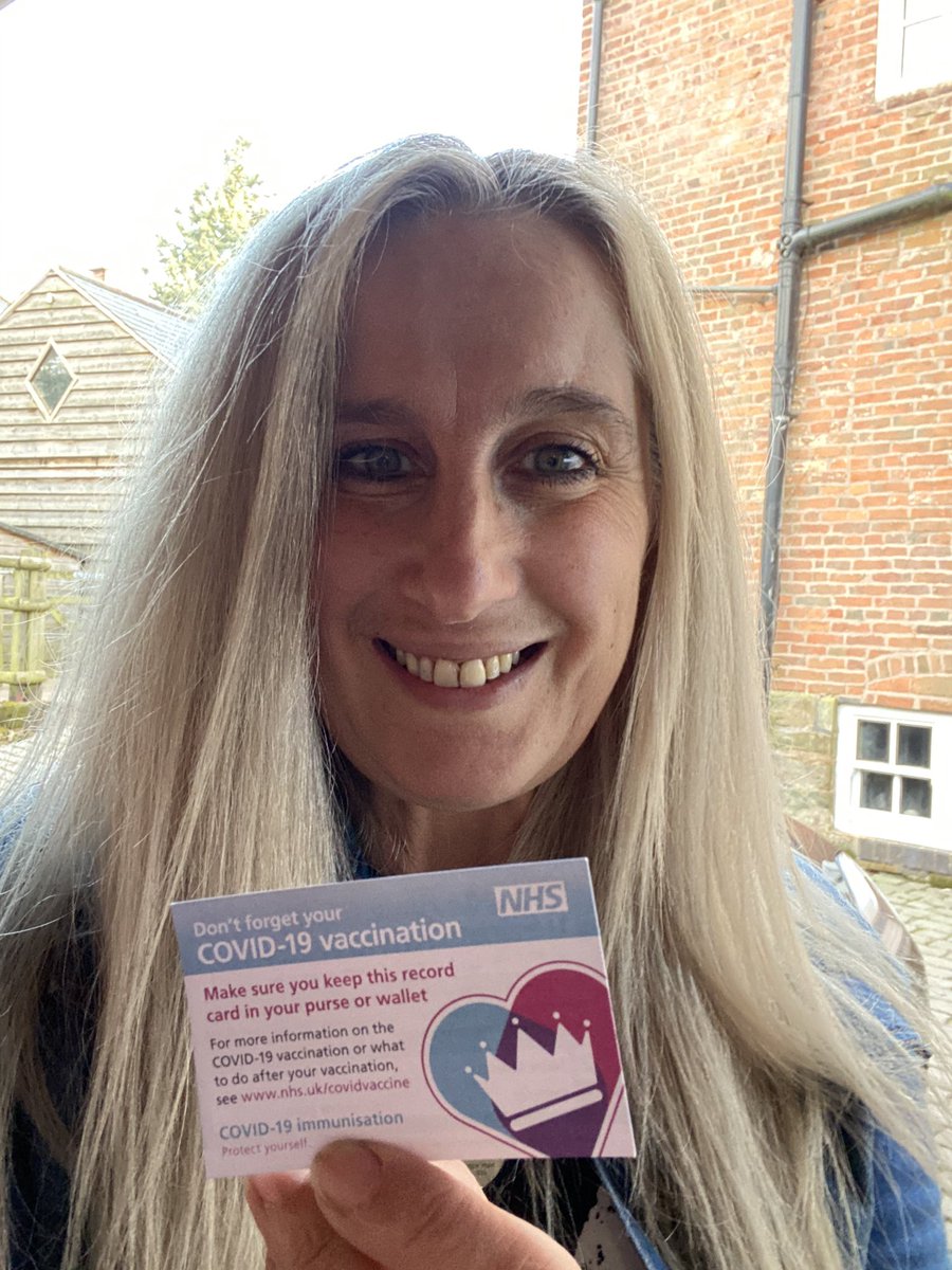 CatshillN's tweet image. Round 1 of my Covid vaccine today #feelingpostive Brilliant service from the staff at St John’s Surgery. 👏👏