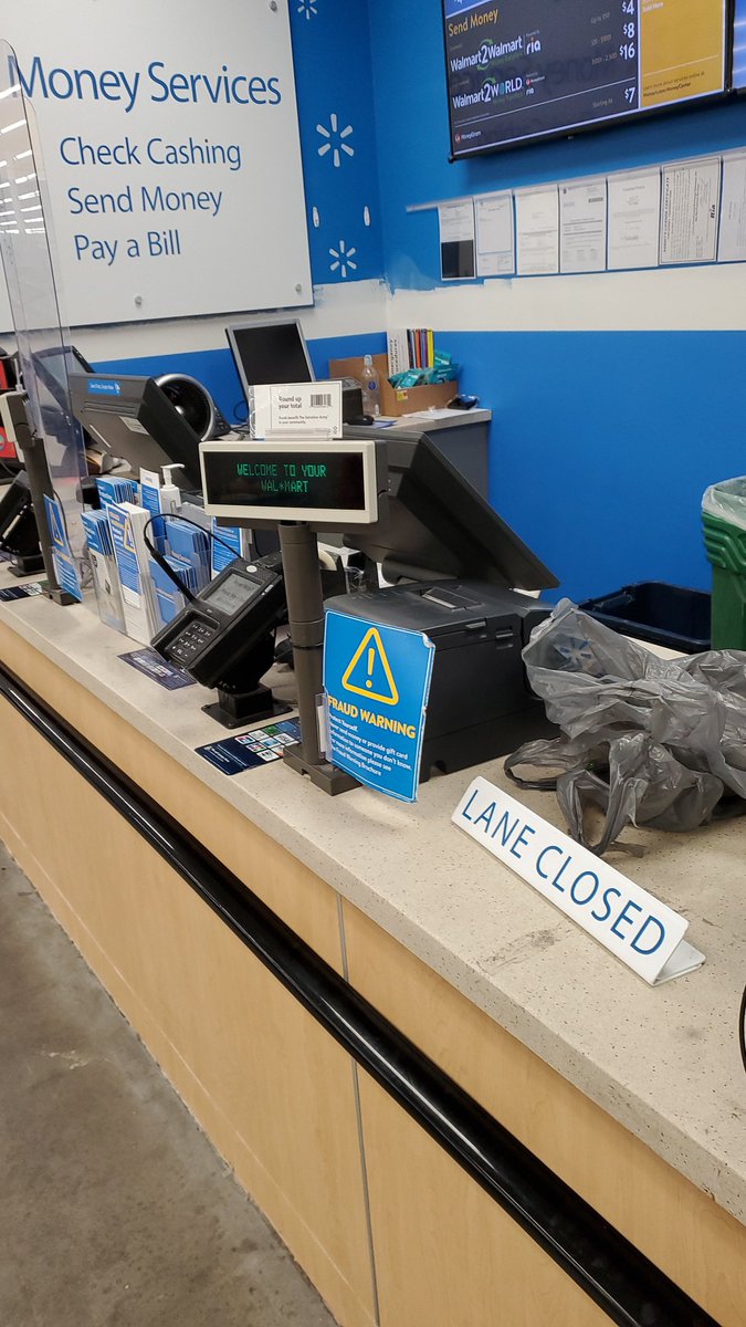 Christo70508102's tweet photo. 30 billion made last quarter. Walmart can't sufficiently staff customer service. https://t.co/YeETMDxEvW