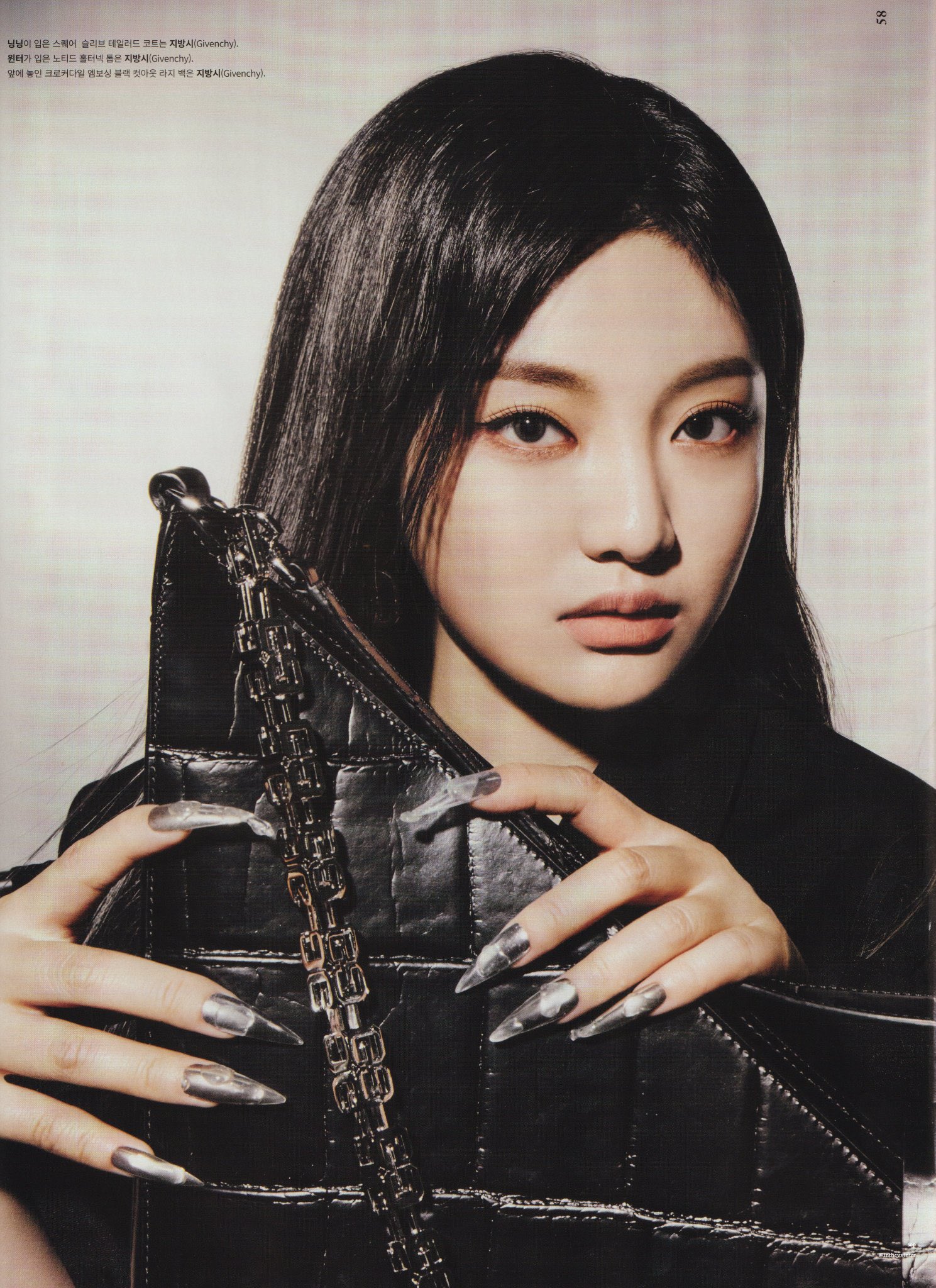 EwiPHLYXMAIOlzI?format=jpg&name=large