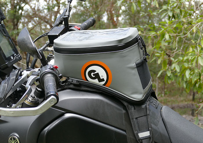 GiantLoopMoto's tweet image. We?ve spent two years working through all the technical details required to make our great tank bags even better. The result of that work is our 2021 Fandango and Diablo Tank Bags! #golightgofastgofar #giantloop conta.cc/3sQ0KcG