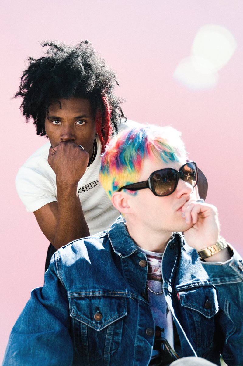 yeahdewaynehere's tweet photo. YOU MIGHT WANNA PRE-SAVE THIS ONE “PERFUME” ft @awsten out thursday!! pre-save in bio ⭕️⭕️⭕️

https://t.co/D3jCh1NMy2 https://t.co/12tjef8EJm