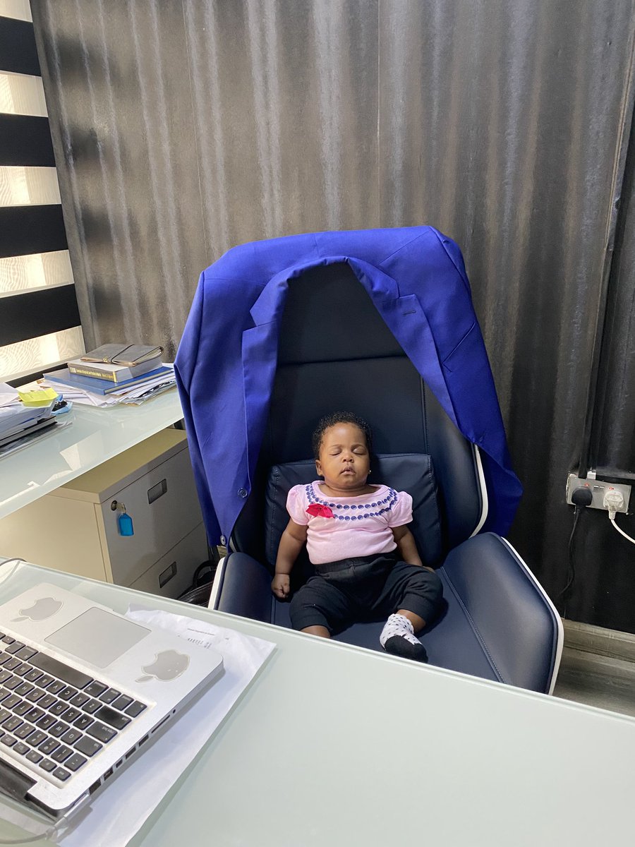 OluwatobiAjayiJ's tweet photo. My darling daughter was in my office for the first time today, and all she wanted to do initially was to sleep 😴 😂, at the end of the day we had a very good time together 🥰😍

#daddysgirl😘 #missnord #missAjayi #daddydaughter https://t.co/PxsnLa44Mw