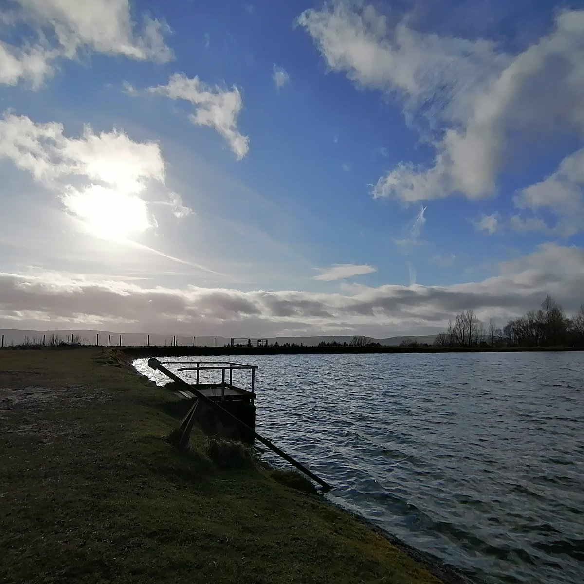 AilinKee's tweet photo. Beautiful start and end to the day. 3 sites done for @WeBS_UK @eastglambto #localpond #localpatch https://t.co/YIX2XR1nJv