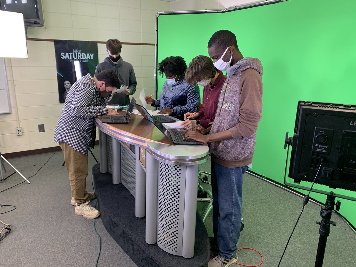 RH_WildCatNews's tweet photo. Behind the scenes of this week’s WCN! First newscast for Team Anthony! #RHctae @RHHSProductions @PatrickMeans19 @StefWhiten https://t.co/R3YshfXJl4