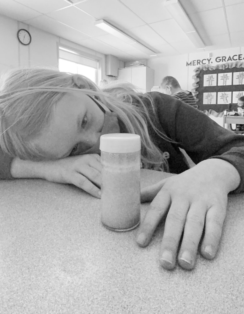 MsBrownsCorner's tweet photo. We watched ‘Just Breathe’ and made #calmingjars in @MissDFlynn’s class @alcdsb_jams today! Watching the glitter swirl to the bottom of the jar and taking deep breaths gives us time to calm our bodies and regain balance. https://t.co/gElJRDVHWX @alcdsb https://t.co/ssK7okskH7