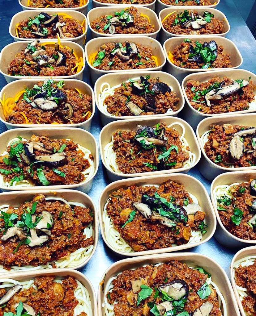 ByChefJen's tweet image. 👩‍🍳 Eat, sleep, cook repeat! 💗 
You can get my delicious, freshly prepared meals delivered across Central #London visit my website bychefjen.co.uk to place your order and enjoy tasty meals which fit in with your lifestyle! 🍛