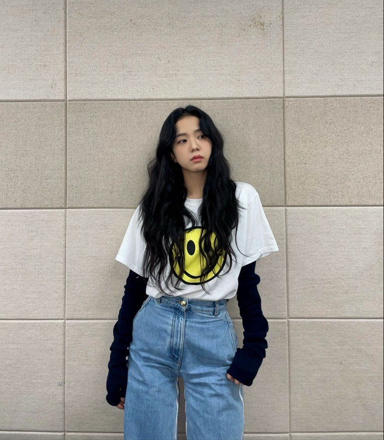 Rachel11754195's tweet photo. BLACKPINK Jisoo 😀

#BLACKPINK #JISOO #kpop https://t.co/C9VWxEFg3S
