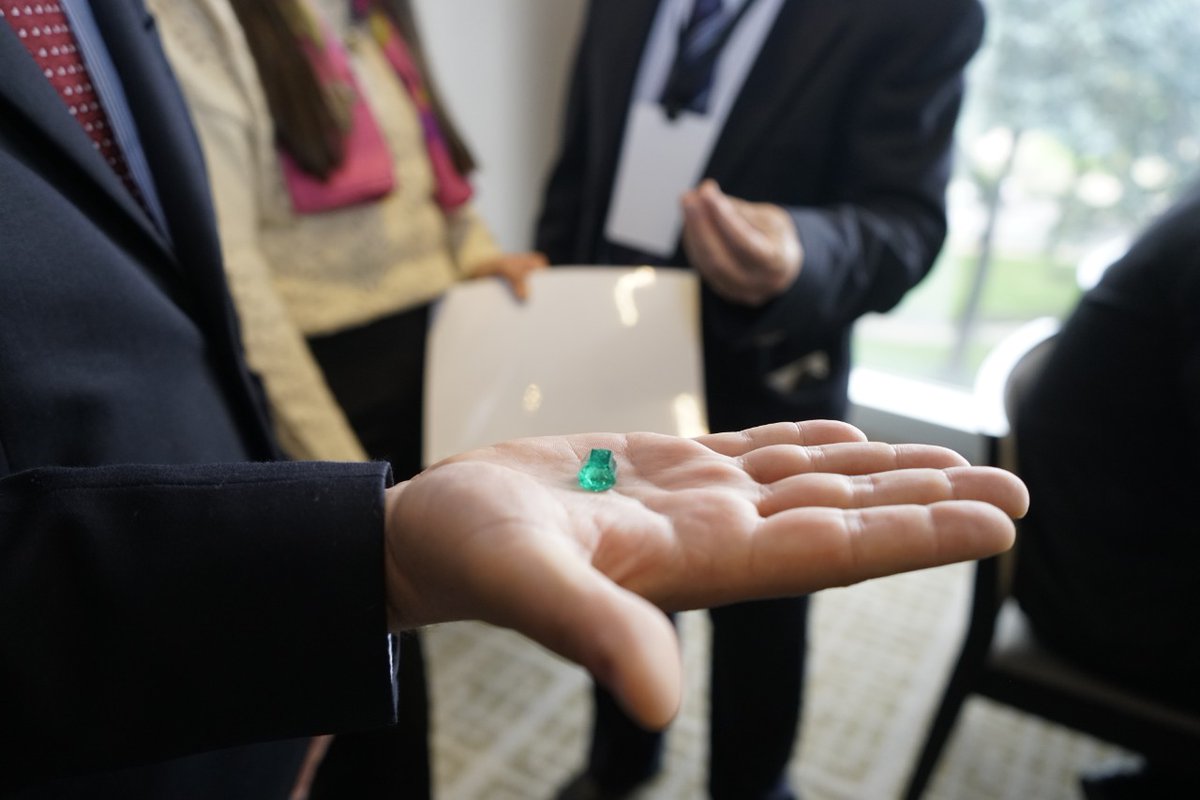 aprecol's tweet image. La subasta evidencia la transformación de la actividad minera en la concesión de Coscuez, desde la llegada de Fura Gems al país. Los fondos recaudados servirán para continuar trabajando en la mina y fortalecer las inversiones en el desarrollo social del Occidente de Boyacá.