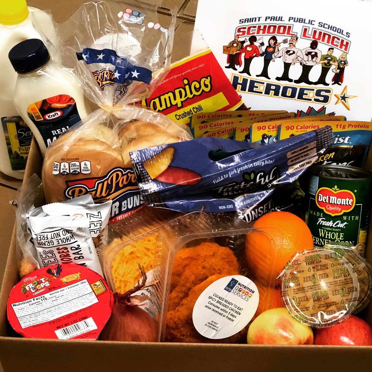 The meal box this week features Ultra Crispy Smashed Potatoes!  Your recipe kit includes fingerling potatoes, crushed red chili, cheddar cheese, and shallots so you can make it your own or make our recipe! 😋 To register and view pick up schedule: SPPS.org/2021meals.